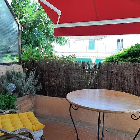 80m2 Classified 3 350m Port Acterraceparking * Sanary-sur-Mer