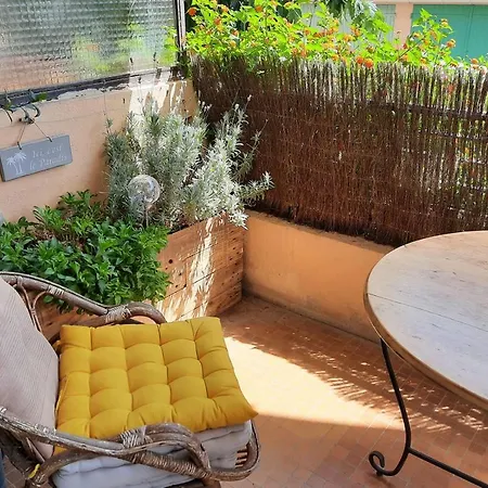80m2 Classified 3 350m Port Acterraceparking * Sanary-sur-Mer